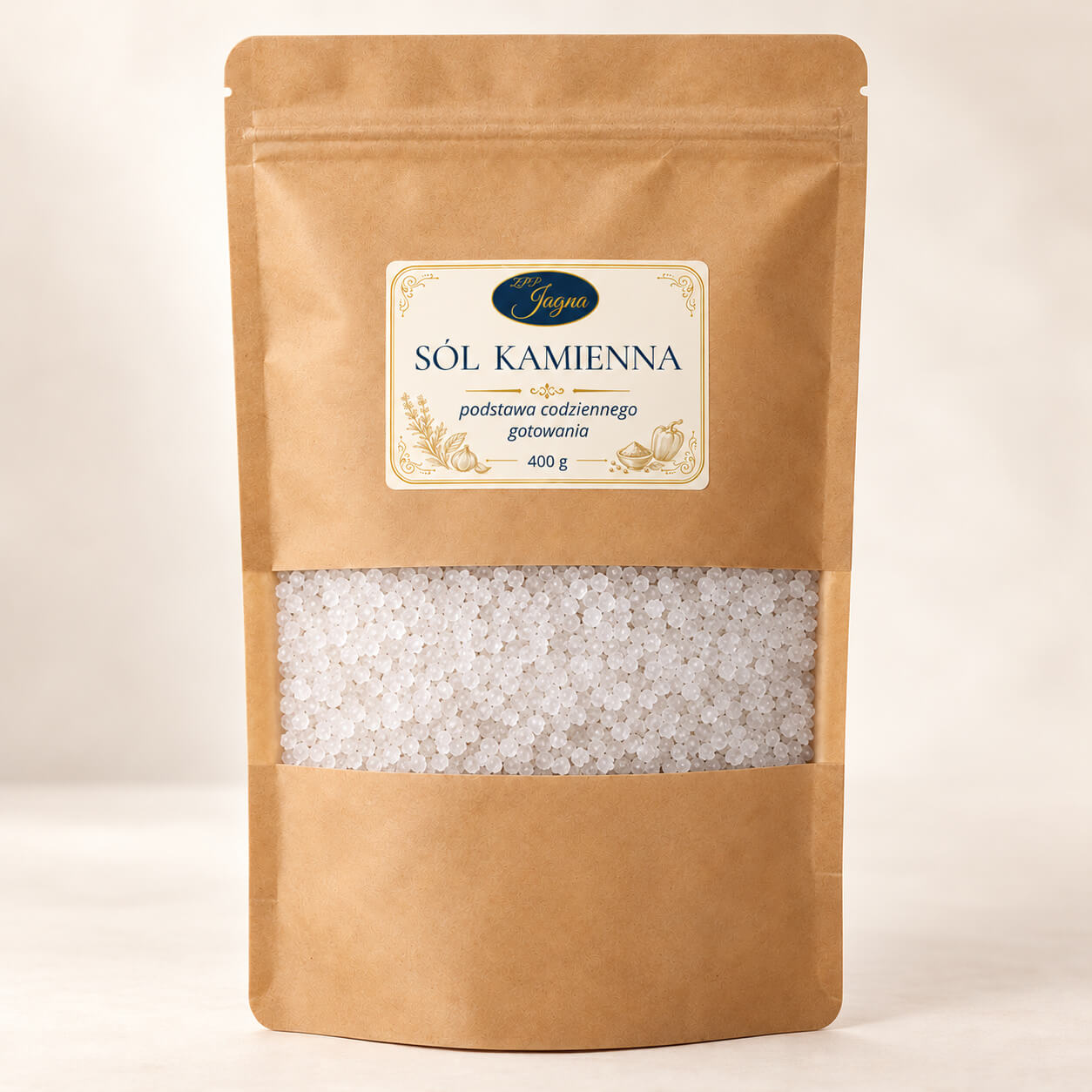 Przód opakowania z solą kamienną ZPP Jagna 400 g na jasnym tle